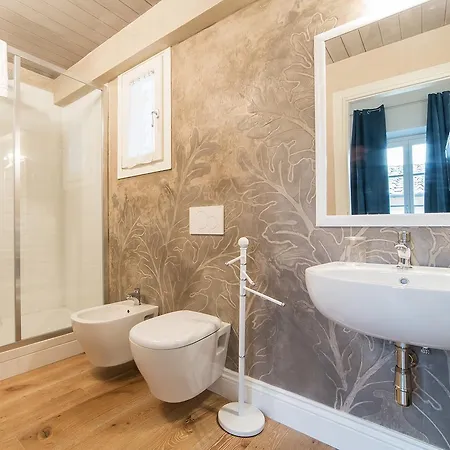 Santa Croce Apartment Florence